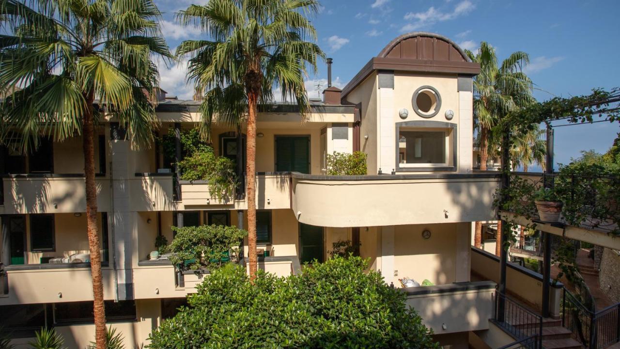 Beautiful Apartment In The Centre Of טאורמינה מראה חיצוני תמונה